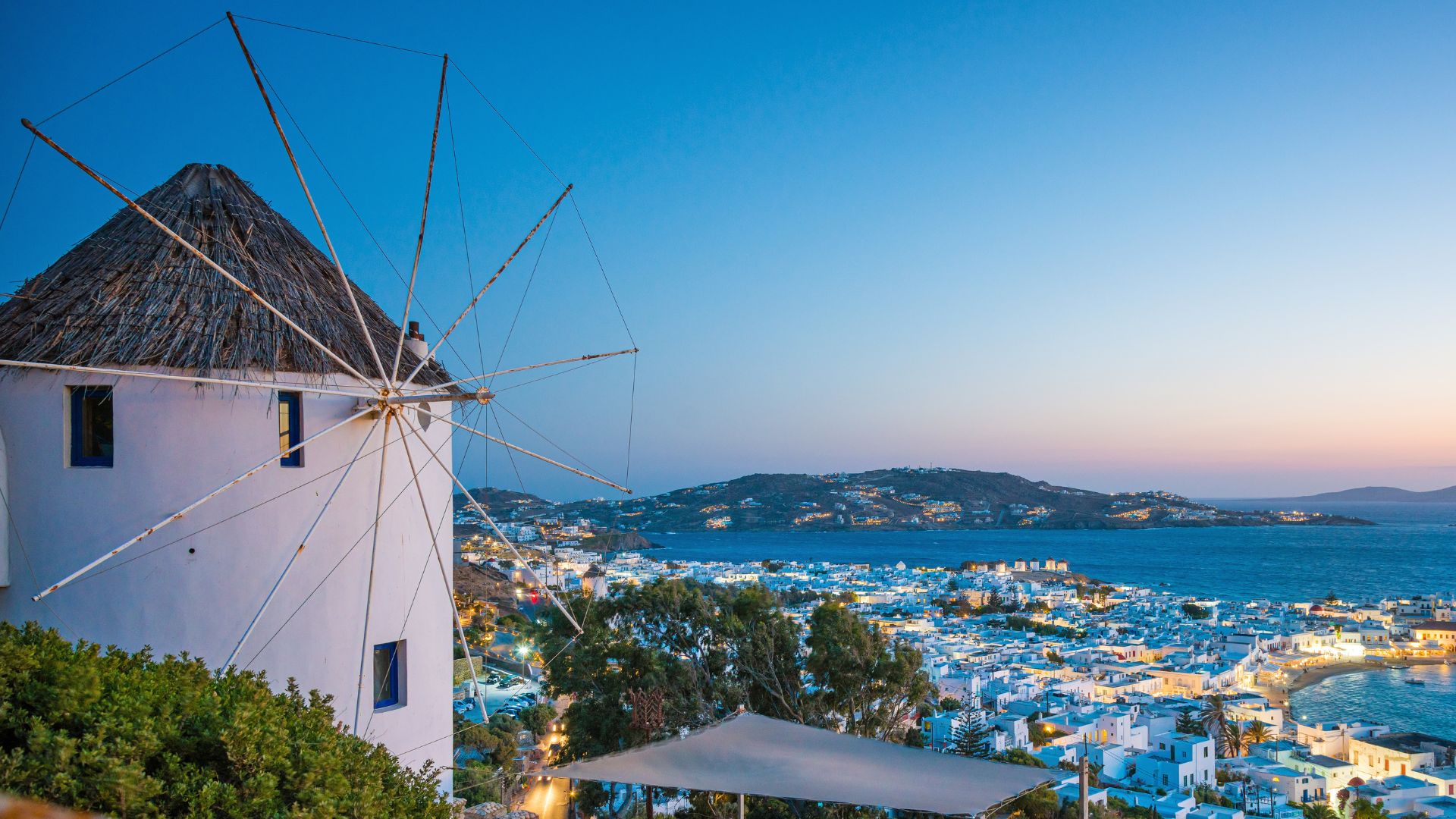 ATENAS Y MYKONOS