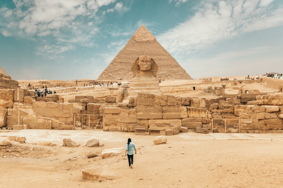 Contrastes de Oriente y Esencias de Egipto