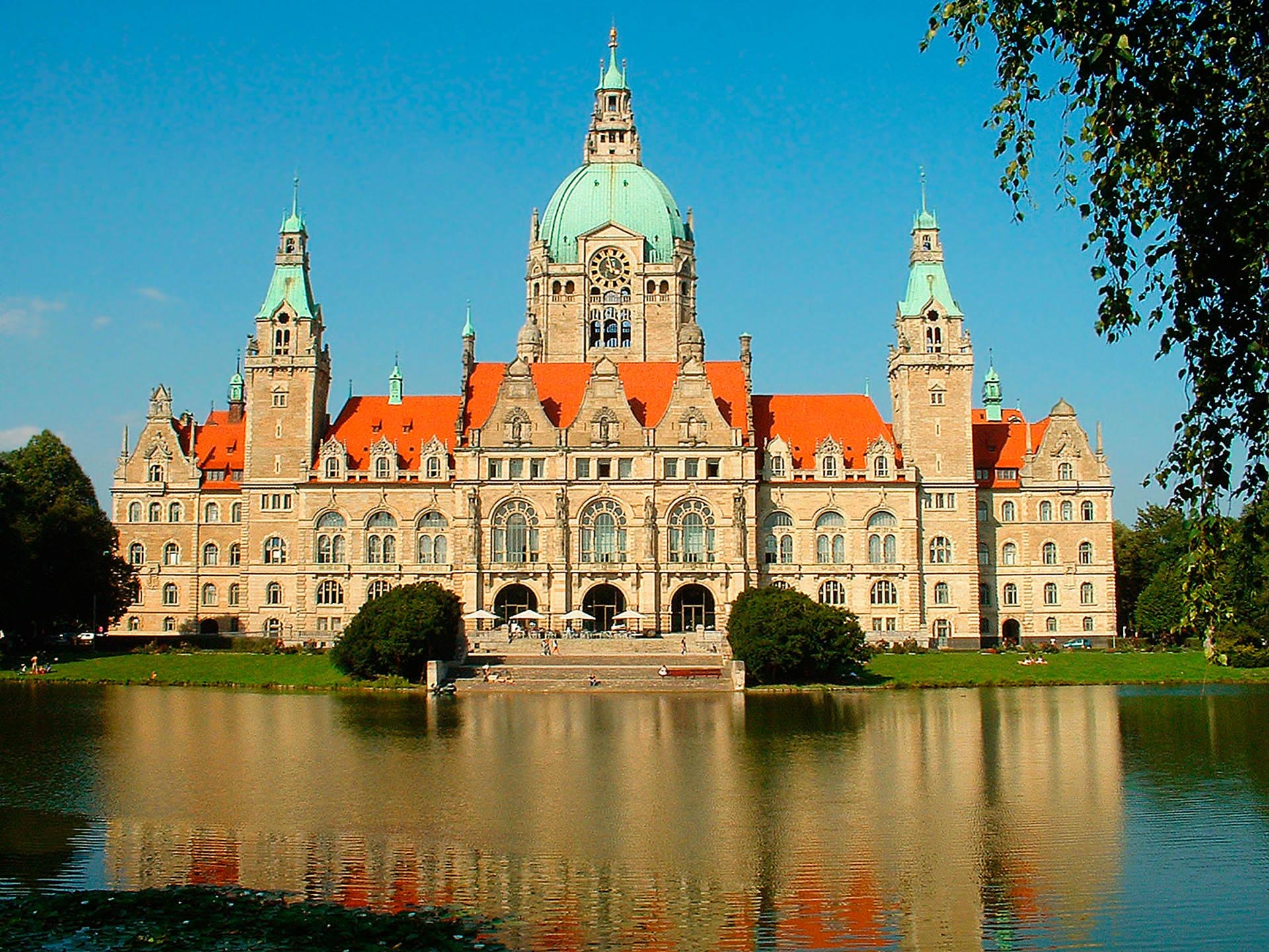 EUROPA PARA TODOS CON DUBAI Y ABU DHABI