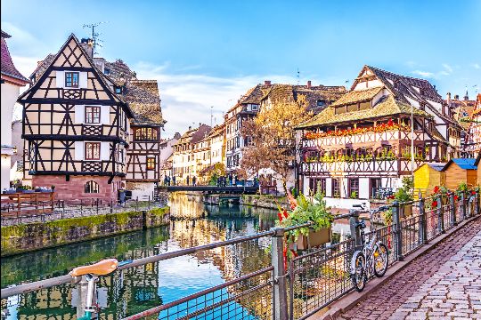 FRANCIA, SUIZA Y ALEMANIA