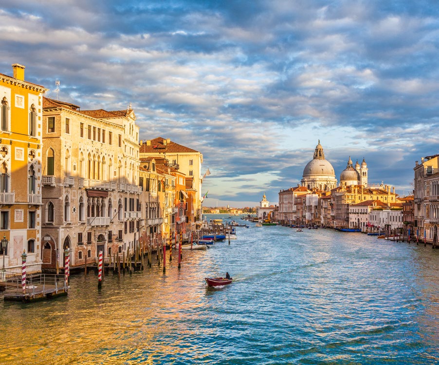 ITALIA NEL CUORE CON CINQUE TERRE Y PARÍS